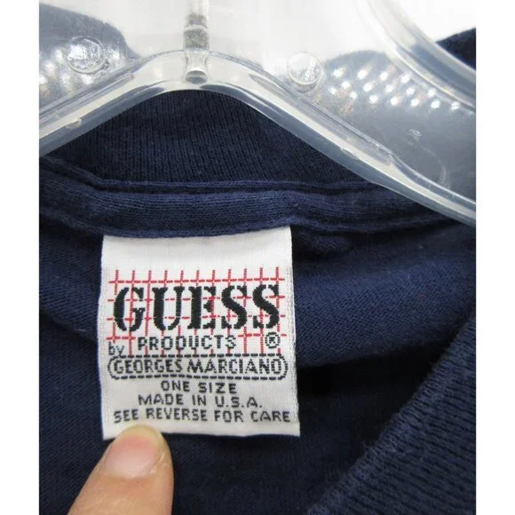 VGT Guess Shirt One Size Pullover Spell Out 90s Boxy Embroidered USA - Picture 8 of 10